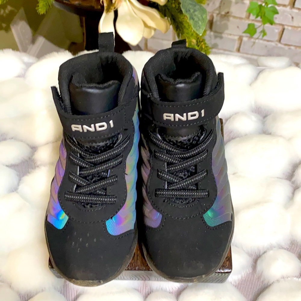 Andi black sneakers.